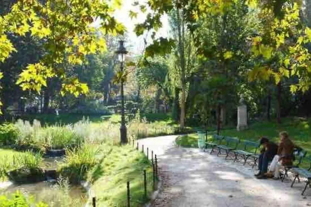 Au Petit Gnolles - 450M Metro - 100M Parc Apartment Paris 0*,  France